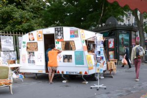 Dans le genre égales - la caravane